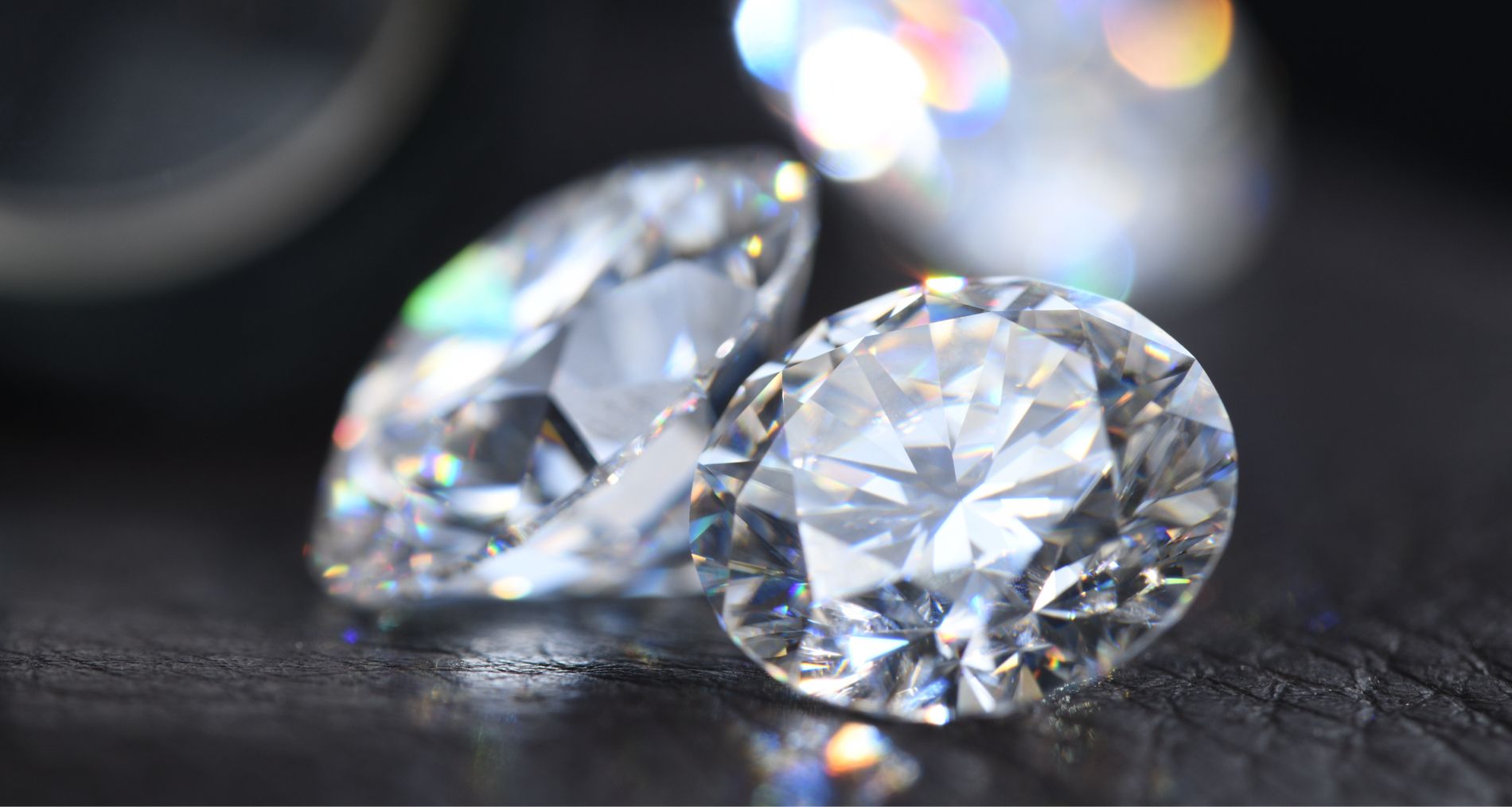 Round Diamonds to promote education